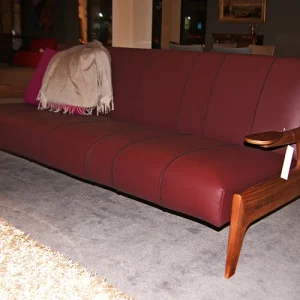 Divano moderno design "Italo" By Vibieffe in pelle martellata Scontato Outlet